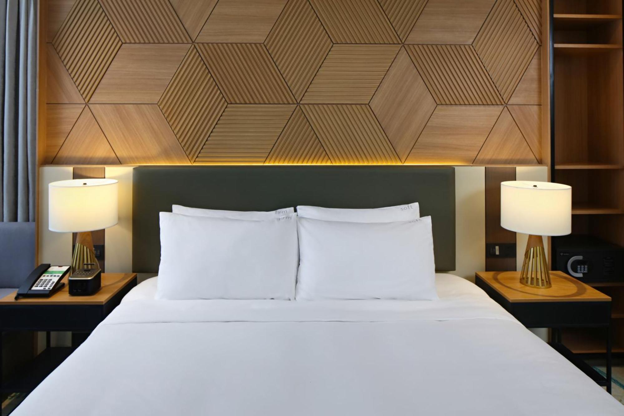 Holiday Inn Cebu City By Ihg Habitación foto